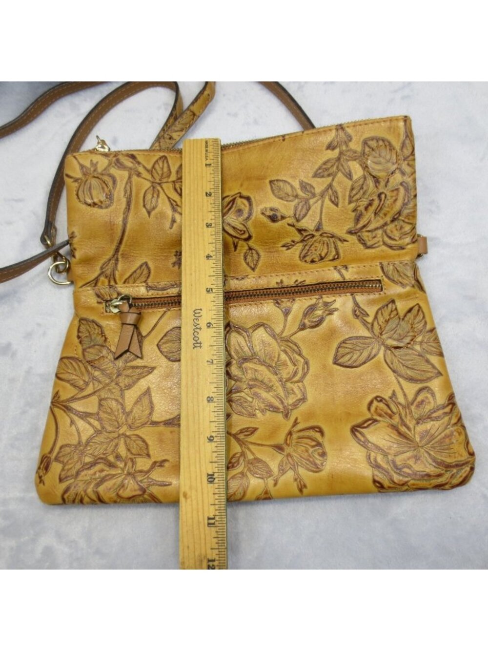 Cuoieria Fiorentina Genuine Tooled Leather Foldover Shoulder Bag Tan Flora Italy - Picture 6 of 16